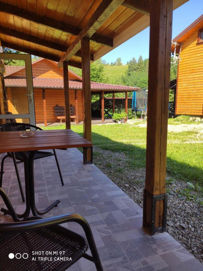 Чан-Садиба Гуцульська Пісня Mîkulîciîn Exterior foto